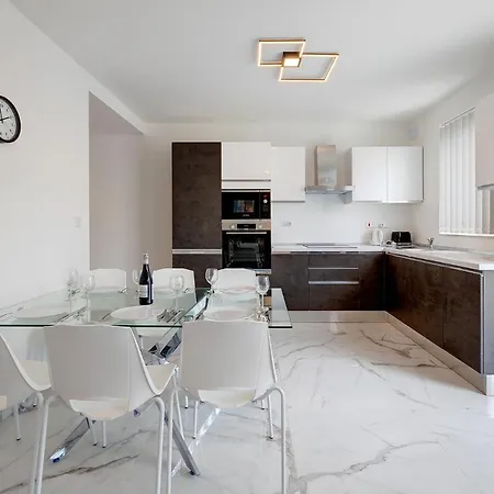 Splendid 2br In St Julians San Giuliano