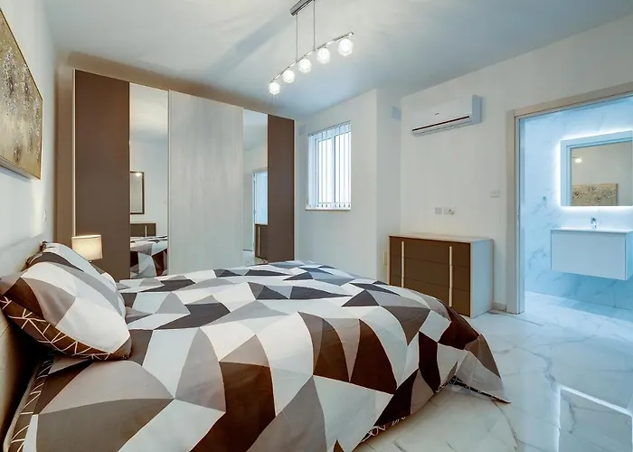 Lägenhet Splendid 2br In St Julians St. Julian's